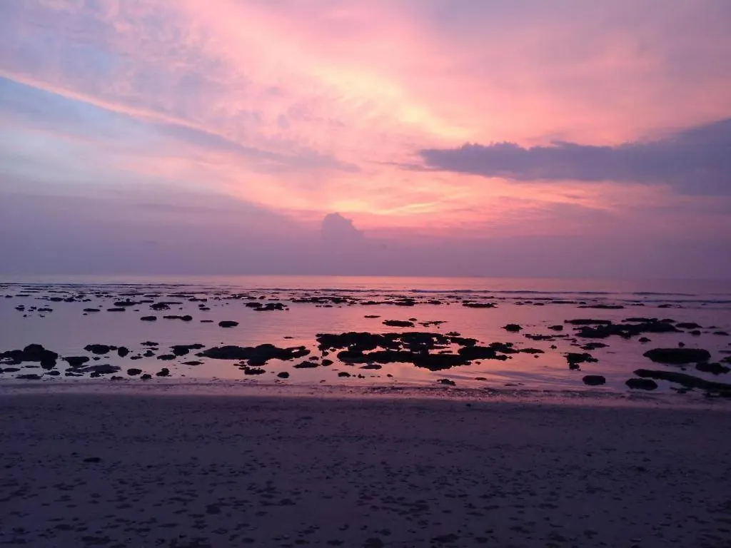Oyo 75333 Lanta Beach Lodge Ko Lanta Hotell